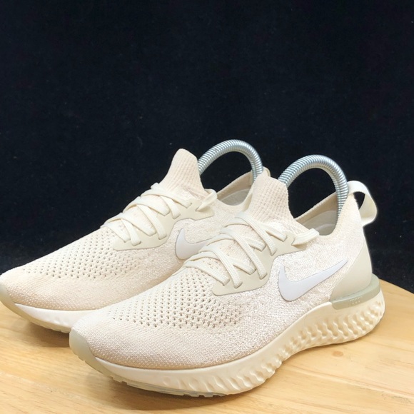 Nike Women's Epic React Flyknit Running Shoes Beige AQ0070-201 Size 6.5 US - Picture 3 of 10